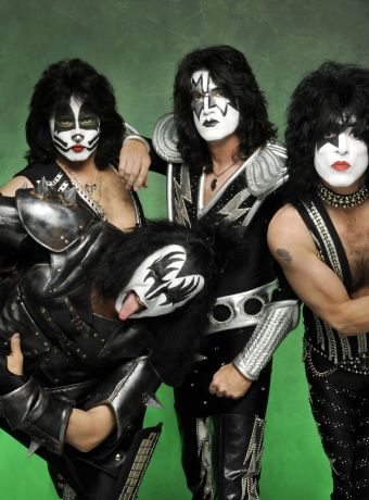 Kiss